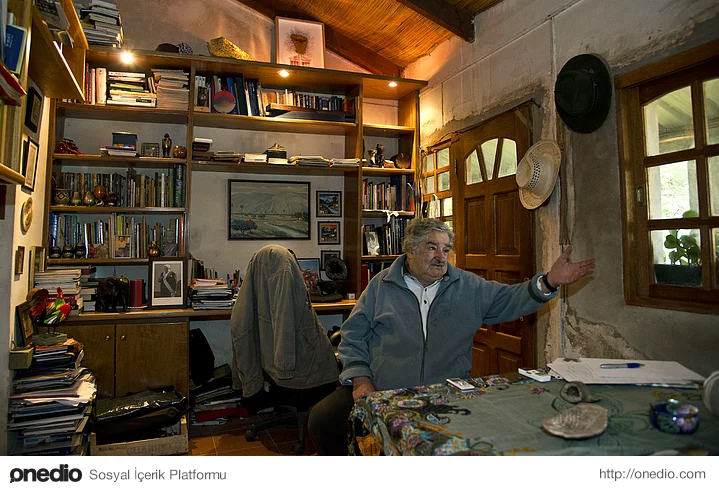 1- José Alberto Mujica Cordano devletten aldığı maaşın yüzde 90'ını bağışlıyordu.